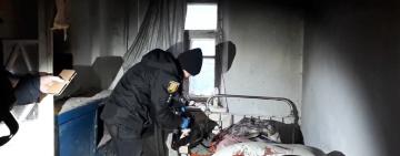 Старенька дратувала присутністю: на Одещині 38-річна жінка жорстоко вбила власну матір (відео)